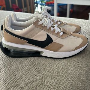 Nike neutral sneakers